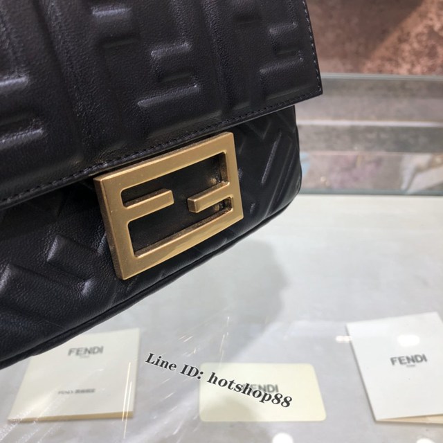 FENDI精品女包 芬迪BAGUETTE羊皮手袋 Fendi 0191s迷你肩背斜挎包 fdzg2526